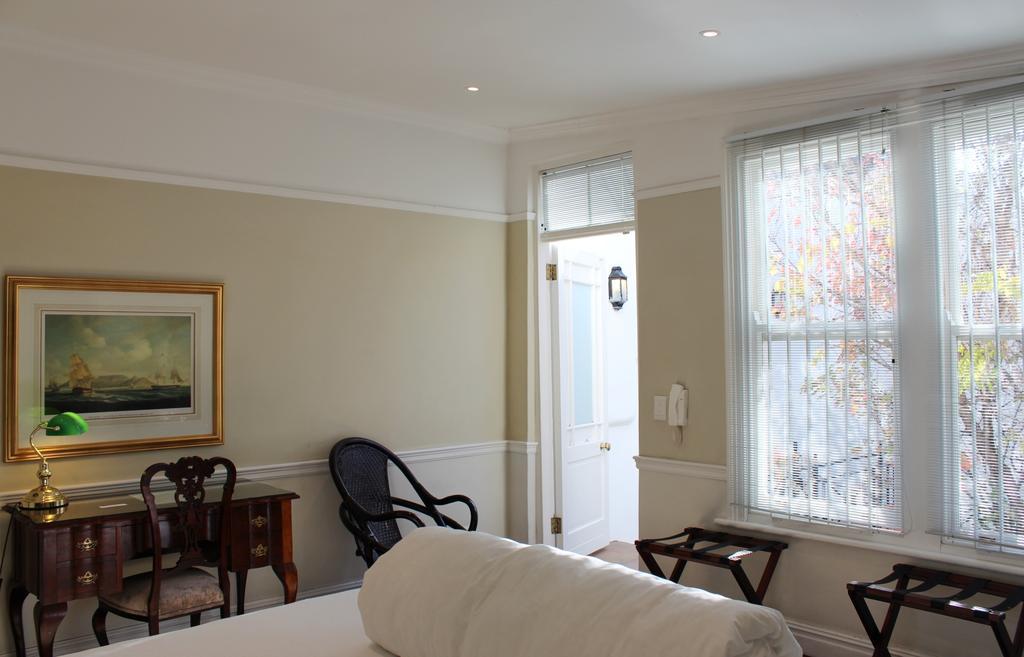 Tintagel Guest House Cape Town Room photo